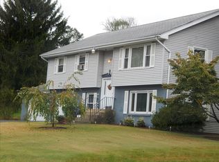 5187 Heidelberg Heights Rd, Germansville, PA 18053