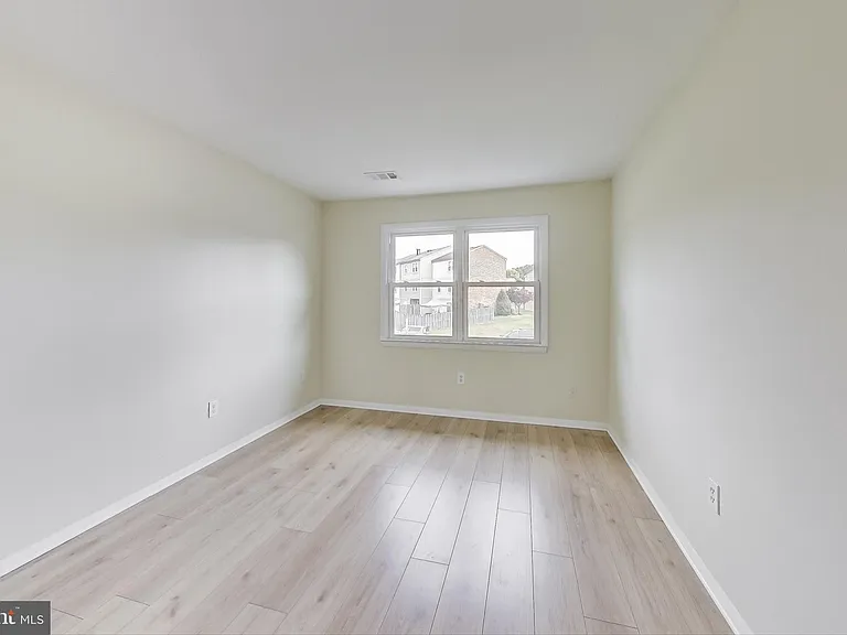 6403 Entwood Ct — Photo 28