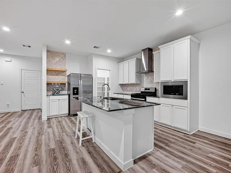 2937 Amherst Meadow Ln — Photo 11