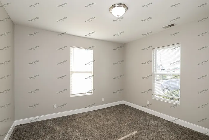 103 E Mechanic St — Photo 7