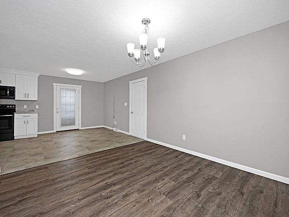 5th image of 611 George St