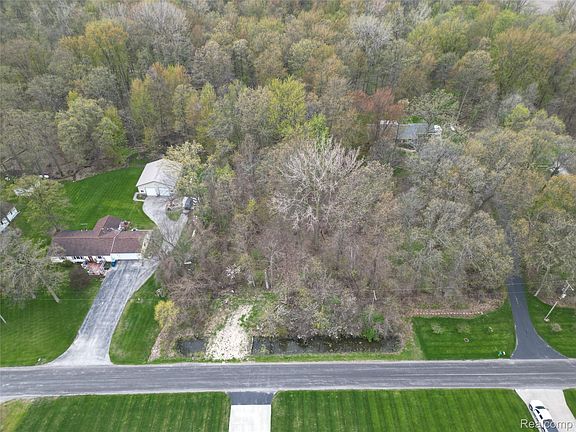 3rd image of 197 N Cotter Rd