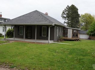 2106 Ridge Row, Burlington, IA 52601