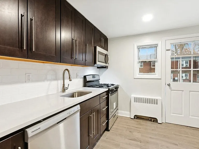 Belleview Gardens Apartments — Photo 6