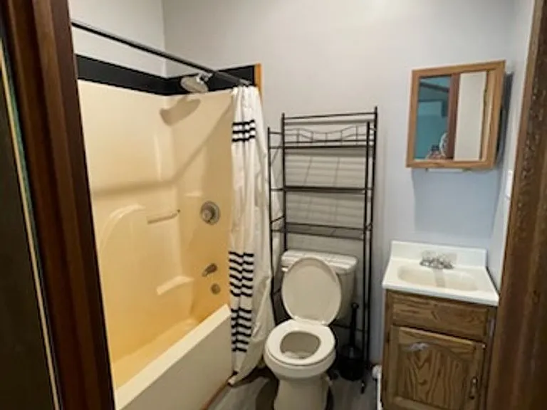 2560 C P Howard Dr — Photo 17