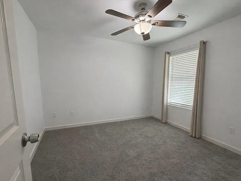 3114 Bolt St — Photo 9