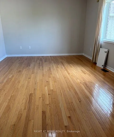 69 Crystal Glen Cres — Photo 17