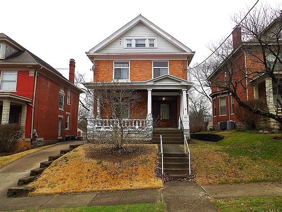 2nd image of 821 Academy Ave