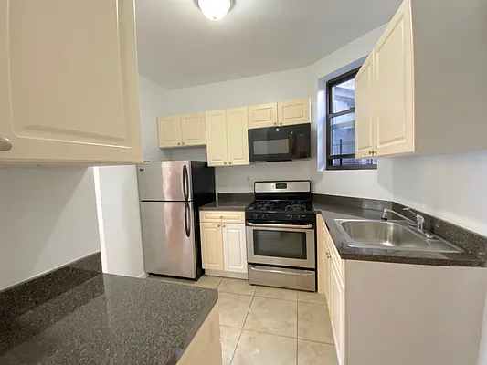 Rented by Corcoran | media 3