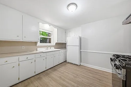 33 Harvard St #2 — Photo 7