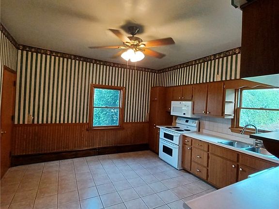 5th image of 109 McKenna Ln