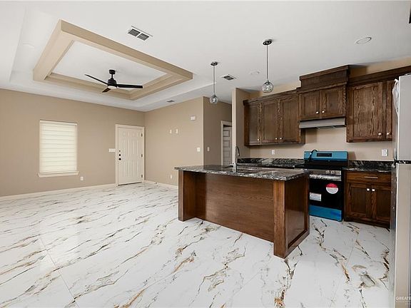 4th image of 303 Mistletoe Ave #C