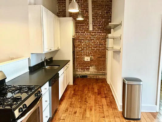 Rented by Go Greenpoint Real Estate | media 17