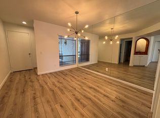 5221 N 24th St APT 205, Phoenix, AZ 85016