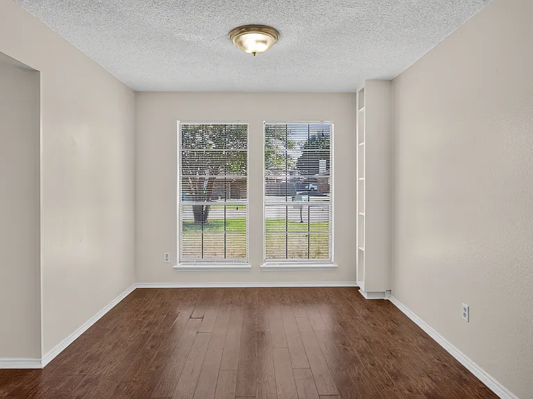 5719 Red Cactus Ct — Photo 8