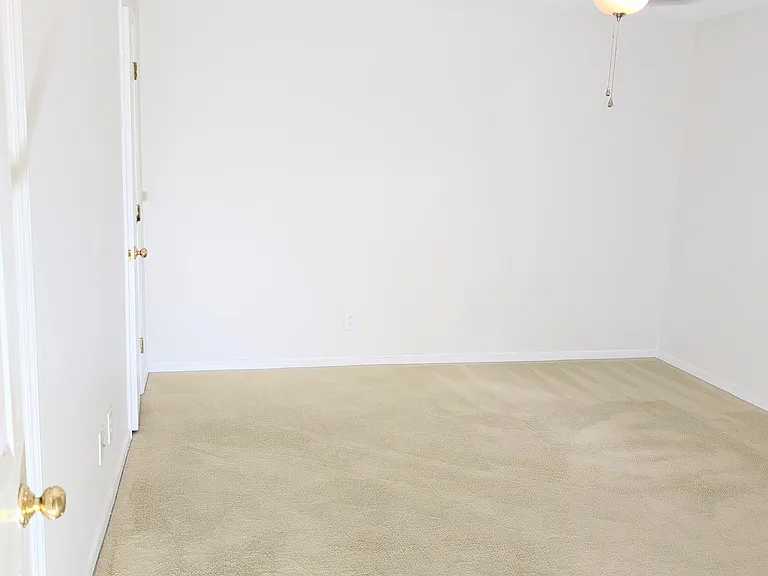 3220 Selwyn Farms Ln #8 — Photo 19
