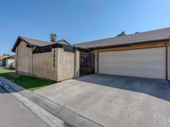 5808 Cedar Glen Ln, Bakersfield, CA 93313
