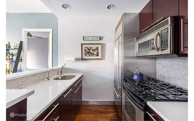 Rented by Douglas Elliman | media 19