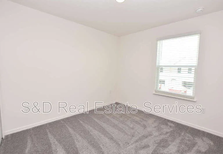 3913 Academia Ave — Photo 32