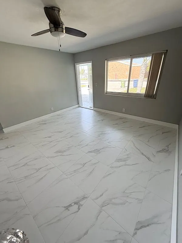 2 bed, 1.0 bath, 1763 sqft, $2,300 — Photo 4