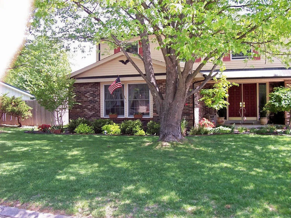 3204 West Blvd photo 1