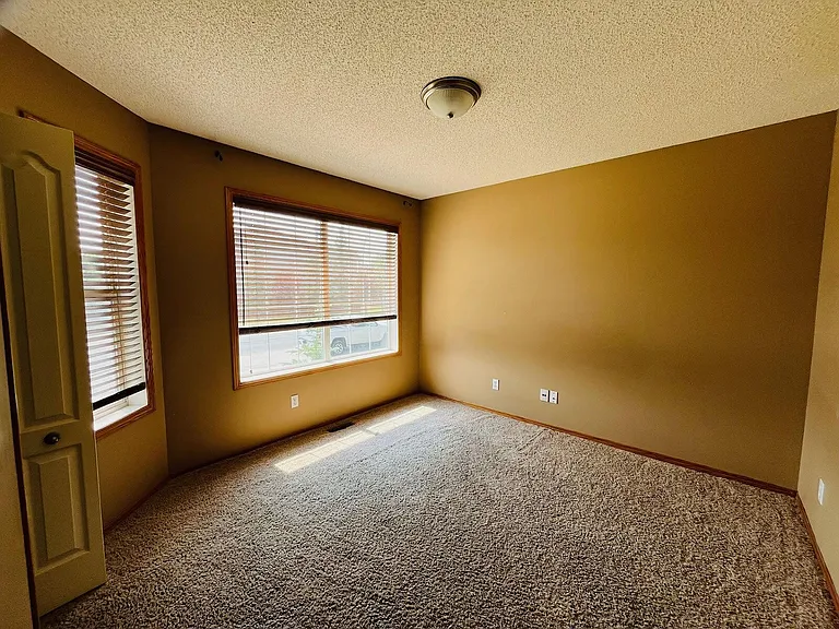 937 Arbour Lake Rd NW — Photo 9