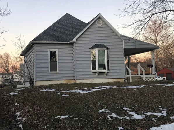 304 W Gracia Ave, Marceline, MO 64658