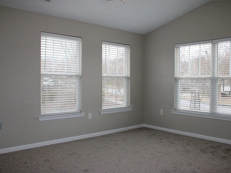 1121 Tree Top Way #1421 — Photo 30
