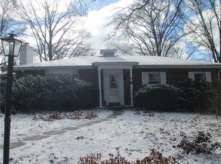 1903 Hampstead Dr, Pittsburgh, PA 15235
