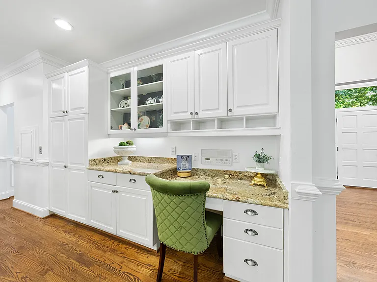 106 Birkhaven Dr — Photo 32