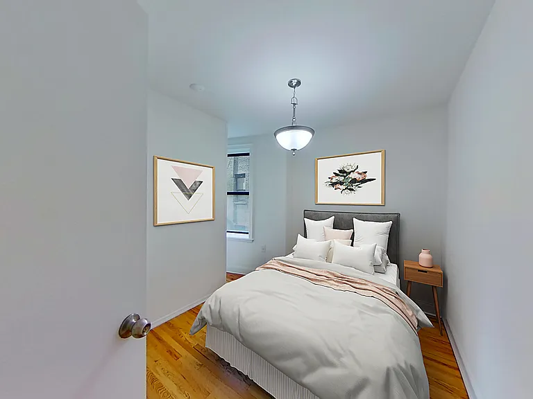 245 W 51st St #308 — Photo 4