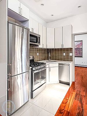 5th image of 100 Edgecombe Ave APT 2