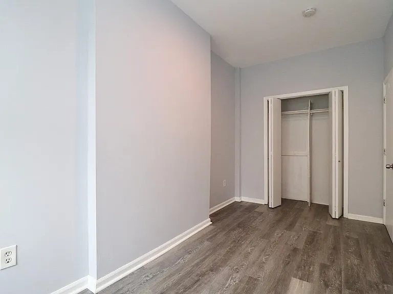 108 Adams St #4 — Photo 16
