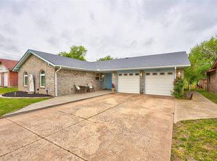 10913 N Blackwelder Ave, Oklahoma City, OK 73120