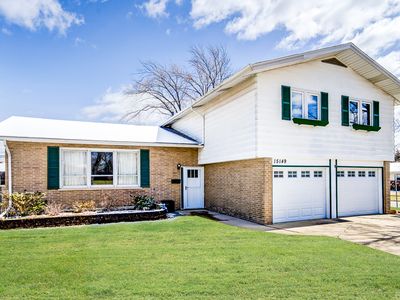15149 Chaucer Dr, Oak Forest, IL, 60452