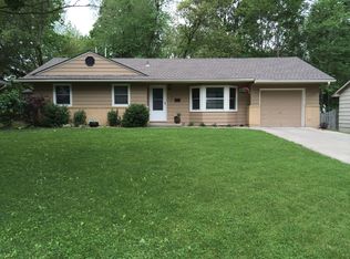 109 NW 5th St, Blue Springs, MO 64014