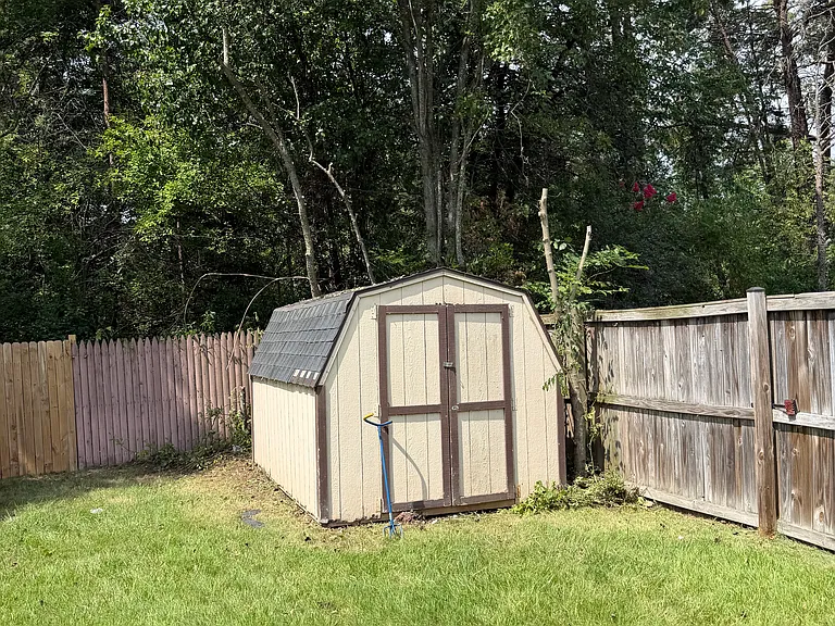 4507 Natahala Dr — Photo 4