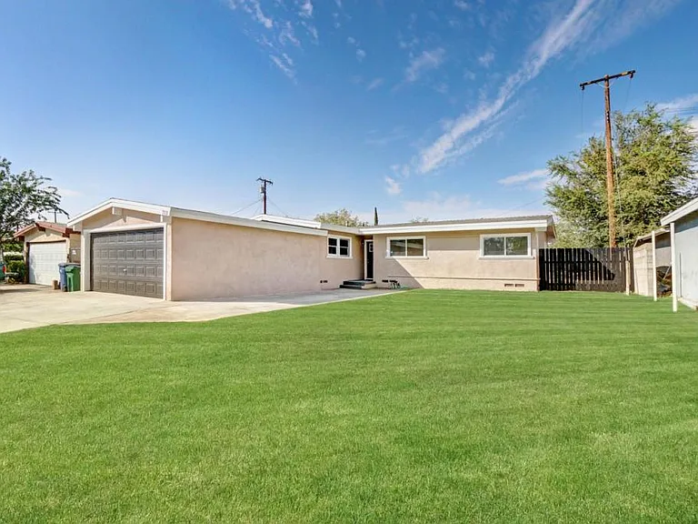 713 W Avenue H #10 — Photo 15