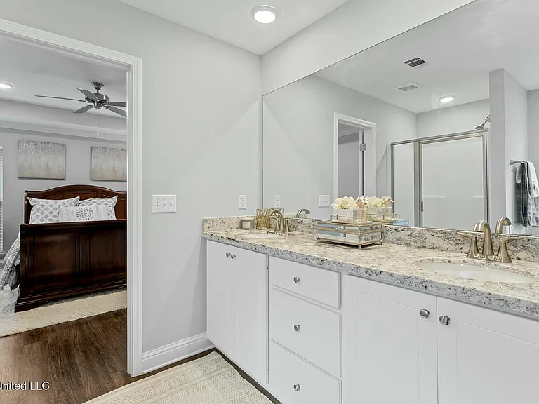 572 Silver Hill Dr — Photo 21