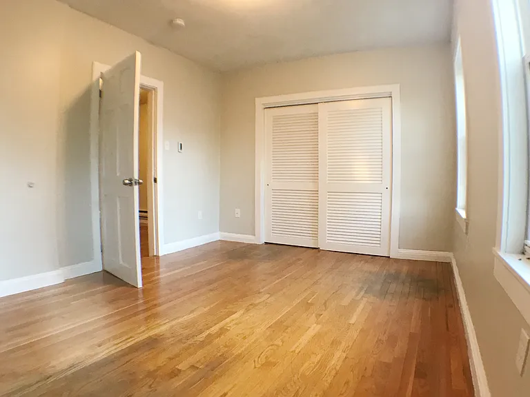 Living Room (or third bedroom)