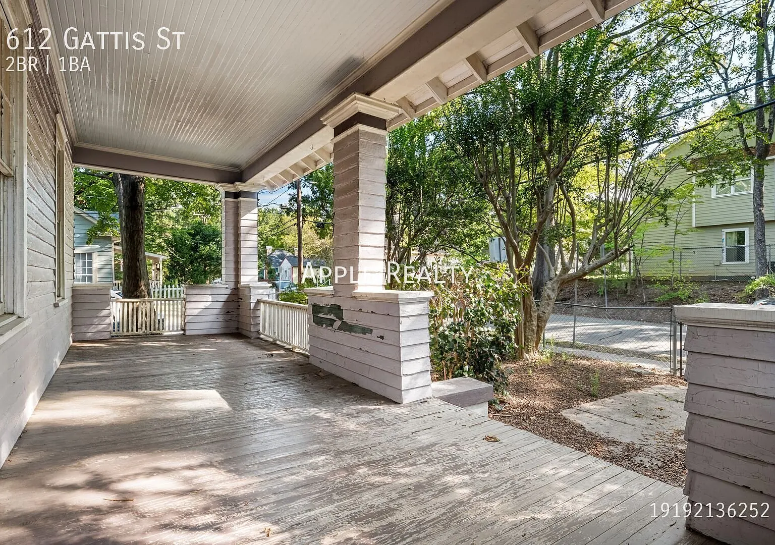 612 Gattis St - Gorgeous 2 Bedroom Craftsman house: Burch Avenue Neighborhood! — Photo 2