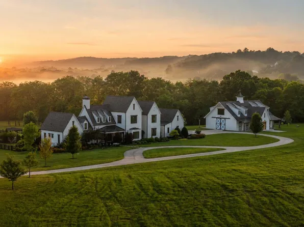 4067 Carters Creek Pike, Thompsons Station, TN 37064