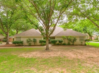 7402 Ravenswood Rd, Granbury, TX 76049