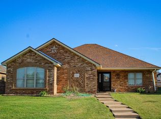 3711 Arden Rd, Amarillo, TX 79118