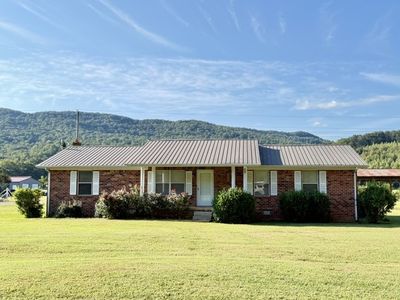 3852 Payne Cove Rd, Pelham, TN, 37366