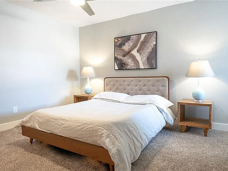 7401 Tumbleweed Dr — Photo 3