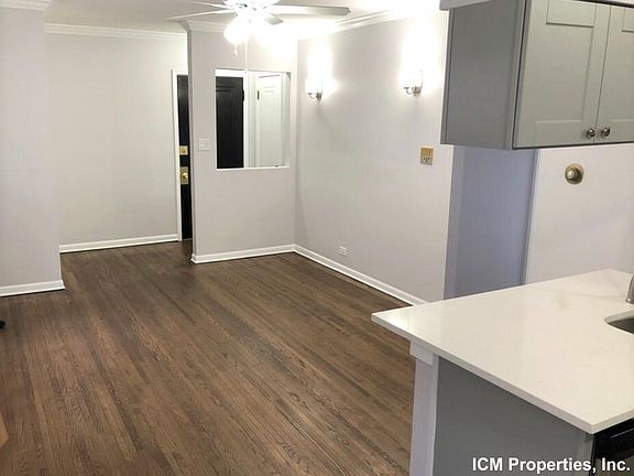 3rd image of 3710 N Sheffield Ave #2