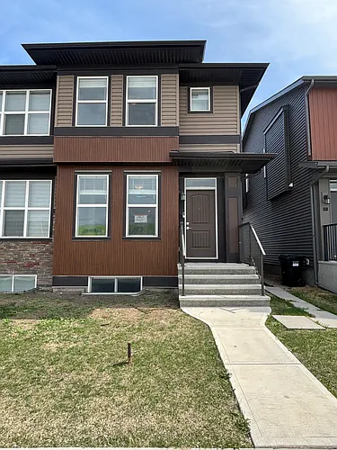 1162 Cornerstone Blvd NE Photo 1