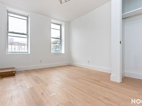 3rd image of 98 Moore St #3I