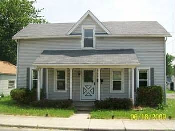 2nd image of 405 W Grove St